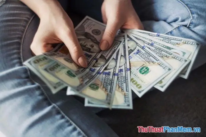Hình Ảnh Minh Họa Giấc Mơ Được Bố Cho Tiền Tài Lộc