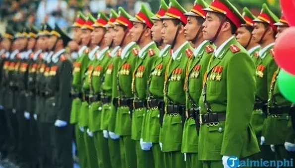 Mơ Thấy Cảnh Sát Giao Thông Bắt Xe Mình Đánh Con Gì? Giải Mã Giấc Mơ Và Con Số May Mắn