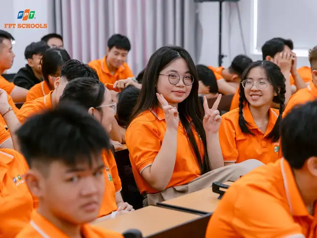Chiêm Bao Thấy Lớp Học Chung Chung Và Lớp Học Đông Người Chọn Số Nào? Chiêm Bao Thấy Lớp Học Chung Chung Và Lớp Học Đông Người Chọn Số Nào?