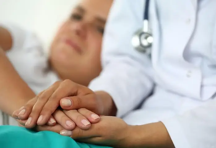 Mơ Thấy Mình Bị Ung Thư Là Điềm Gì? Giải Mã Giấc Mơ Và Con Số May Mắn