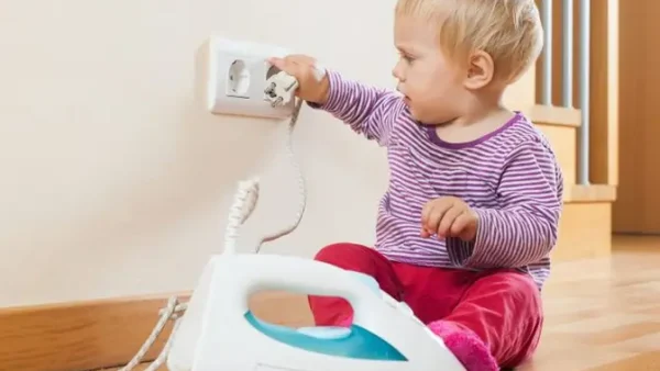 Mơ Thấy Người Bị Điện Giật Chết Là Điềm Gì? Giải Mã Giấc Mơ Và Con Số May Mắn Chính Xác