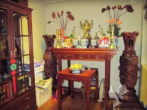 Điềm Báo Tốt Lành Khi Thấy Khói Nhang Nghi Ngút Hoặc Bàn Thờ Sáng Đèn Điềm Báo Tốt Lành Khi Thấy Khói Nhang Nghi Ngút Hoặc Bàn Thờ Sáng Đèn