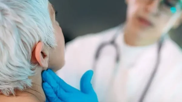 Mụn Mọc Ở Tai Điềm Báo Gì? Nguyên Nhân Y Học Và Ý Nghĩa Tướng Số
