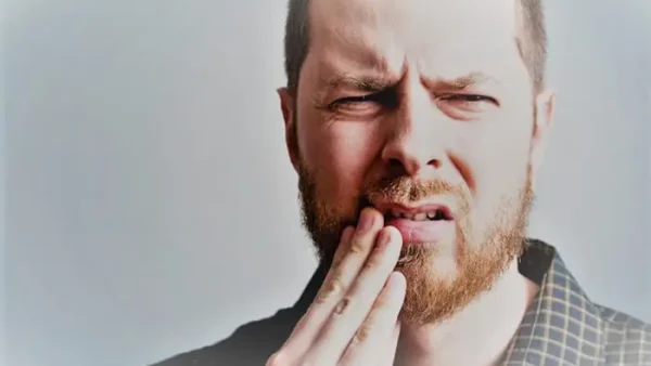 Nằm Mơ Bị Gãy Răng Là Điềm Báo Gì? Giải Mã Ý Nghĩa Tốt Xấu Theo Tâm Lý Và Tâm Linh