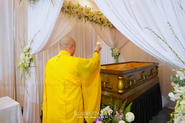 Mơ Thấy 2 Quan Tài Là Điềm Báo Tốt Hay Xấu Theo Phong Thủy? Mơ Thấy 2 Quan Tài Là Điềm Báo Tốt Hay Xấu Theo Phong Thủy?