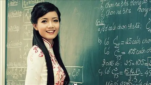 Ký Ức Tuổi Thơ Và Ảnh Hưởng Từ Hình Mẫu Giáo Viên Trong Tiềm Thức Ký Ức Tuổi Thơ Và Ảnh Hưởng Từ Hình Mẫu Giáo Viên Trong Tiềm Thức