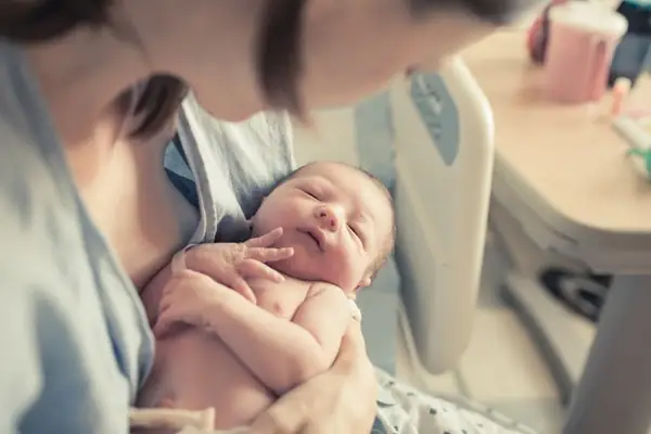 Nằm Mơ Thấy Người Khác Sinh Con Là Điềm Báo Lành Hay Dữ? Nằm Mơ Thấy Người Khác Sinh Con Là Điềm Báo Lành Hay Dữ?