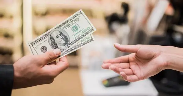 Những Điềm Báo Cần Cảnh Giác Khi Mơ Thấy Người Khác Đưa Tiền Những Điềm Báo Cần Cảnh Giác Khi Mơ Thấy Người Khác Đưa Tiền
