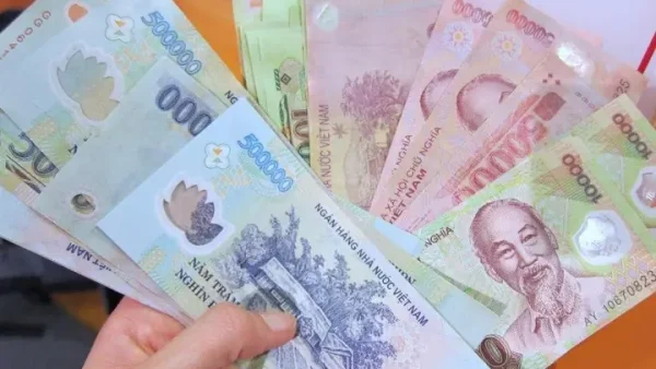 Nằm Mơ Thấy Người Ta Mượn Tiền Mình Đánh Con Gì? Giải Mã Ý Nghĩa Và Con Số May Mắn