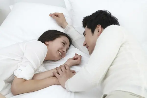 Nằm Mơ Vợ Chồng Ân Ái Đánh Đề Con Gì? Giải Mã Giấc Mơ Và Con Số May Mắn