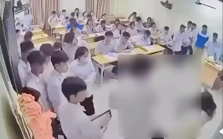 Giấc Mơ Đi Bắt Cua Bị Cua Kẹp Tay Mang Thông Điệp Gì? Giấc Mơ Đi Bắt Cua Bị Cua Kẹp Tay Mang Thông Điệp Gì?