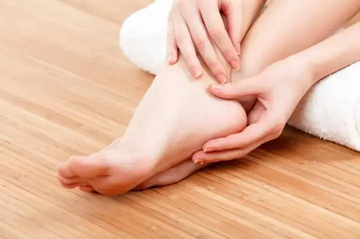 Ngứa Chân Phải Báo Hiệu Điềm Lành Hay Điềm Dữ Về Tài Lộc? Ngứa Chân Phải Báo Hiệu Điềm Lành Hay Điềm Dữ Về Tài Lộc?