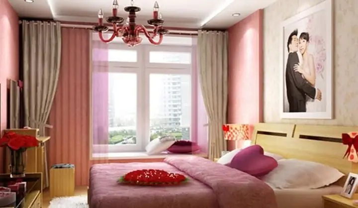Hình Ảnh Treo Ảnh Cưới Ở Đầu Giường Ngủ Theo Phong Thủy