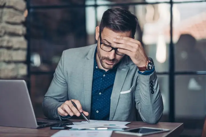 Giường Ngủ Gãy Sập Có Thể Là Điềm Báo Rủi Ro Về Tài Chính Giường Ngủ Gãy Sập Có Thể Là Điềm Báo Rủi Ro Về Tài Chính